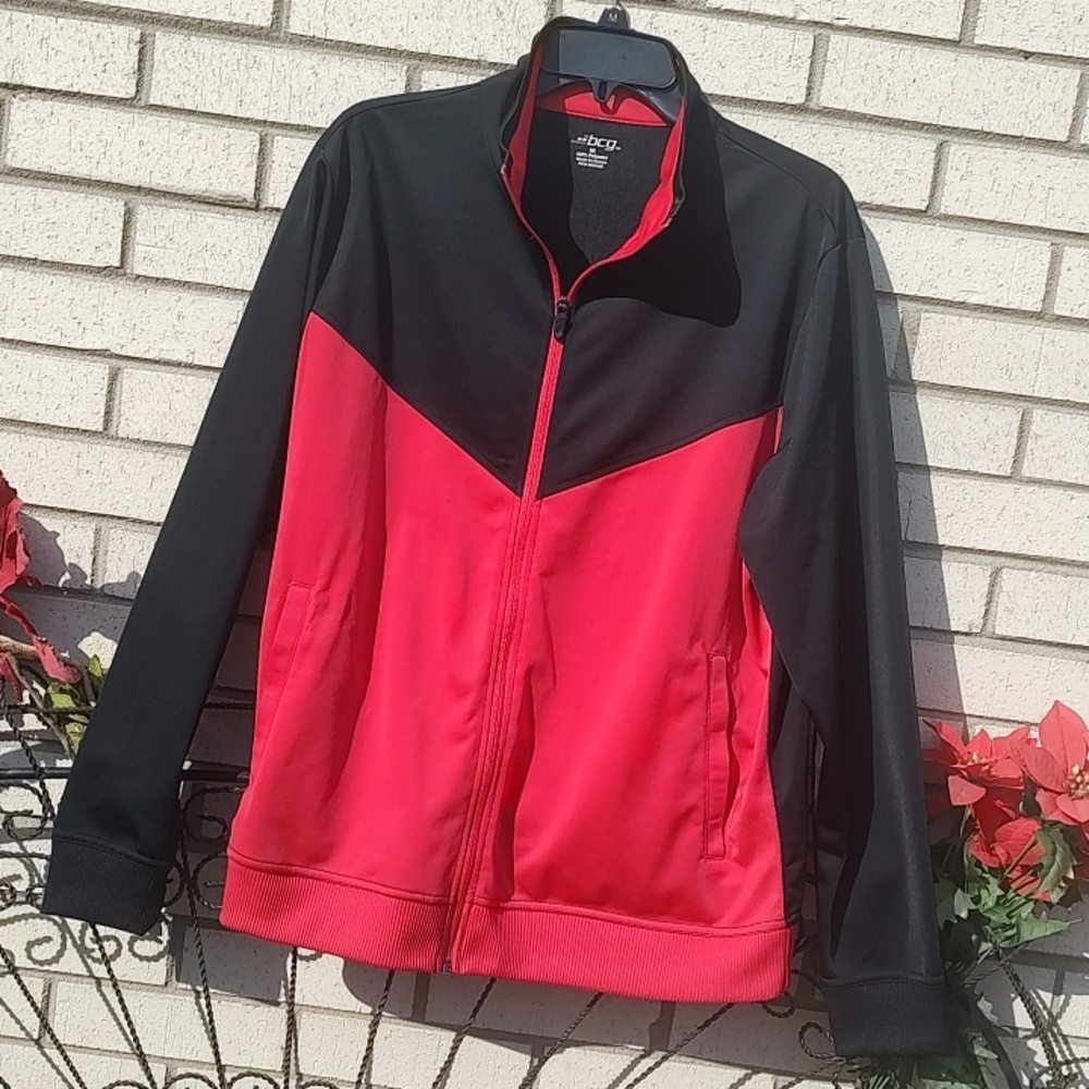 Red/black Jacket - Picture 1 of 11